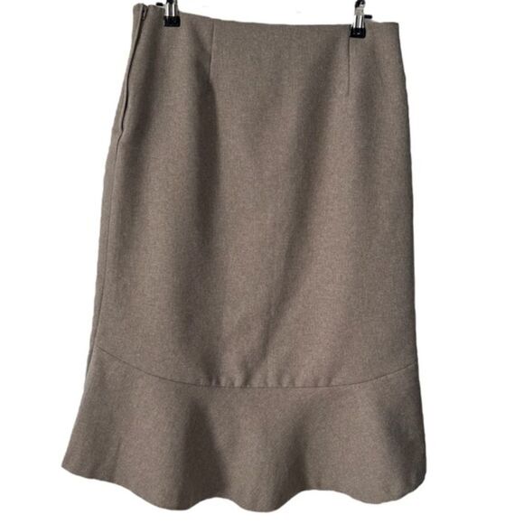 H&M Professional Tan Pencil Skirt - Picture 2 of 4